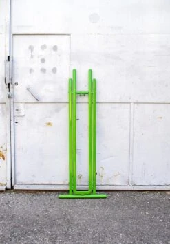 Italian Clothes Stand In Green Metal, 1970s -CHAIRISH Shop italian clothes stand in green metal 1970s 3810