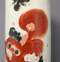 Late 19th Century Chinese Qing Foo Dog Porcelain Umbrella Holder In Iron Red -CHAIRISH Shop late 19th century chinese qing foo dog porcelain umbrella holder in iron red 3965