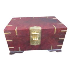Front Page 23 Late 20th Century Chinese Burlwood Keepsake Box With Brass Fittings And Accents