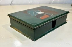 Late 20th Century Vintage "Wood Duck" Green Lacquer Box With Wood Inlay -CHAIRISH Shop late 20th century vintage wood duck green lacquer box with wood inlay 9387