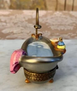 Limoges Signed Peint Main Bathtub Trinket Box -CHAIRISH Shop limoges signed peint main bathtub trinket box 2748