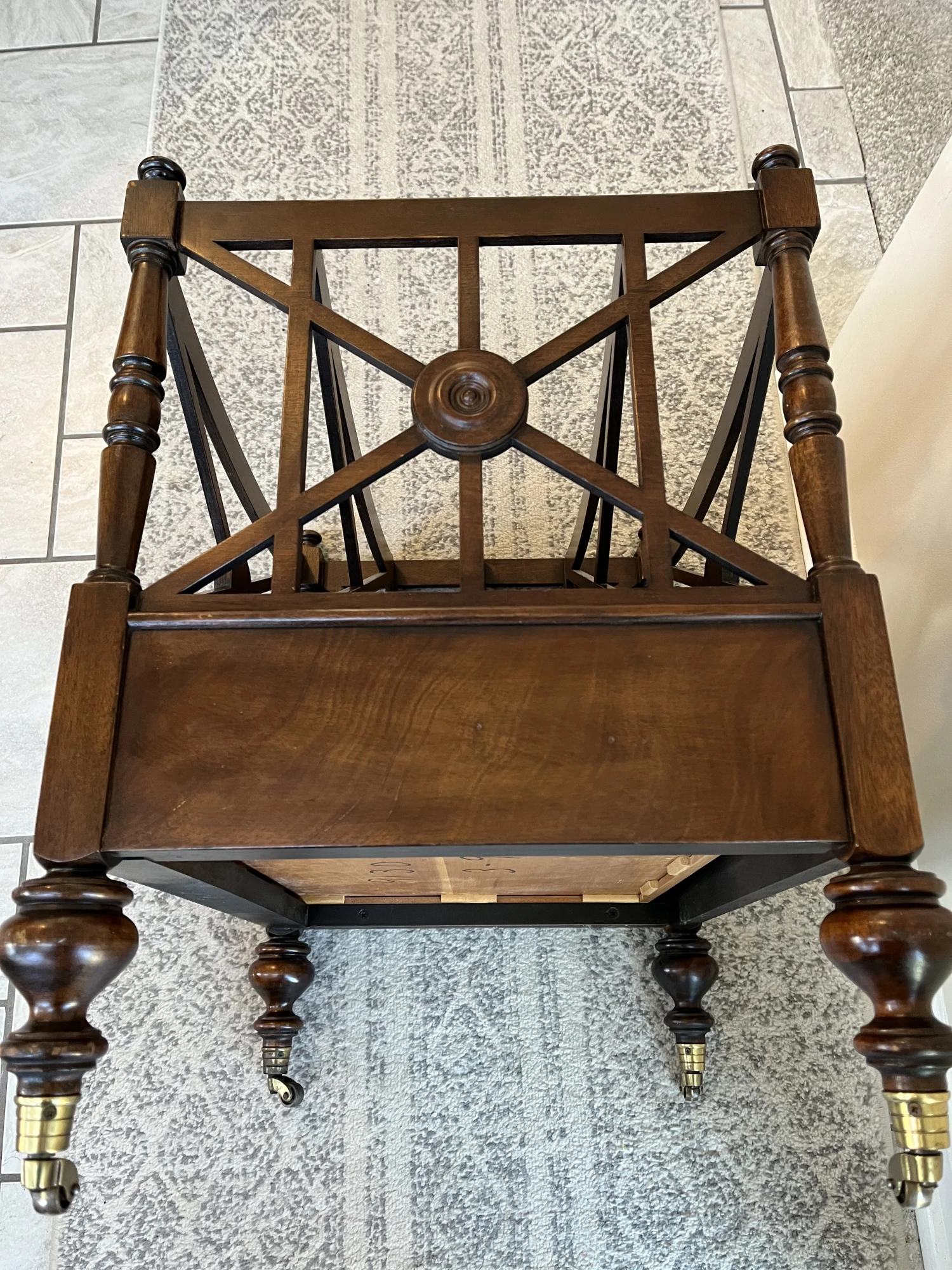 Magazine Rack - 1990s Georgian Style Carved Mahogany Canterbury Rack 12 Magazine Rack - 1990s Georgian Style Carved Mahogany Canterbury Rack - Image 10