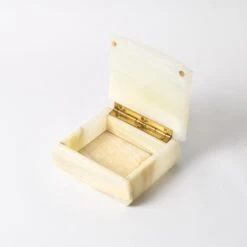 Mid-Century Italian Onyx Box, 1970s -CHAIRISH Shop mid century italian onyx box 1970s 1921