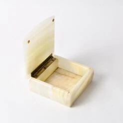 Mid-Century Italian Onyx Box, 1970s -CHAIRISH Shop mid century italian onyx box 1970s 9924