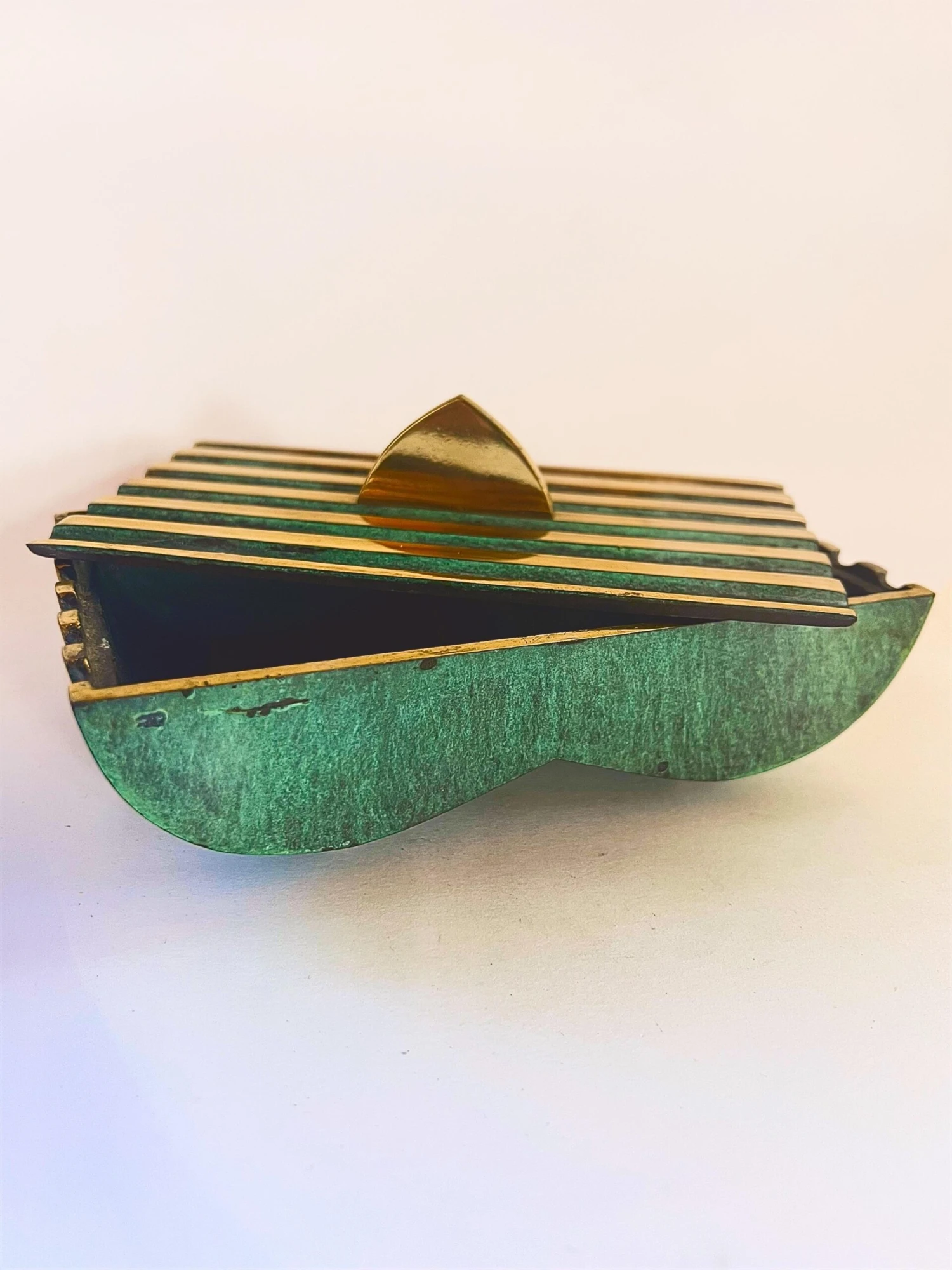 Mid Century Mid-Mod Pal Bell Brass Box Made In Israel 6 Mid Century Mid-Mod Pal Bell Brass Box Made In Israel - Image 4