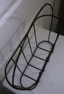 Mid-Century Modern Brass Magazine Rack (C.1970s) -CHAIRISH Shop mid century modern brass magazine rack c1970s 2710