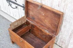 Mid-Century Teak & Brass Colonial Box -CHAIRISH Shop mid century teak and brass colonial box 4696