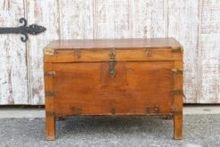 Mid-Century Teak & Brass Colonial Box -CHAIRISH Shop mid century teak and brass colonial box 6516