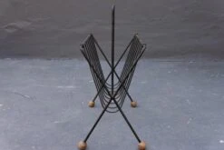 Mid Century Wire Magazine Rack By Tony Paul -CHAIRISH Shop mid century wire magazine rack by tony paul 5075