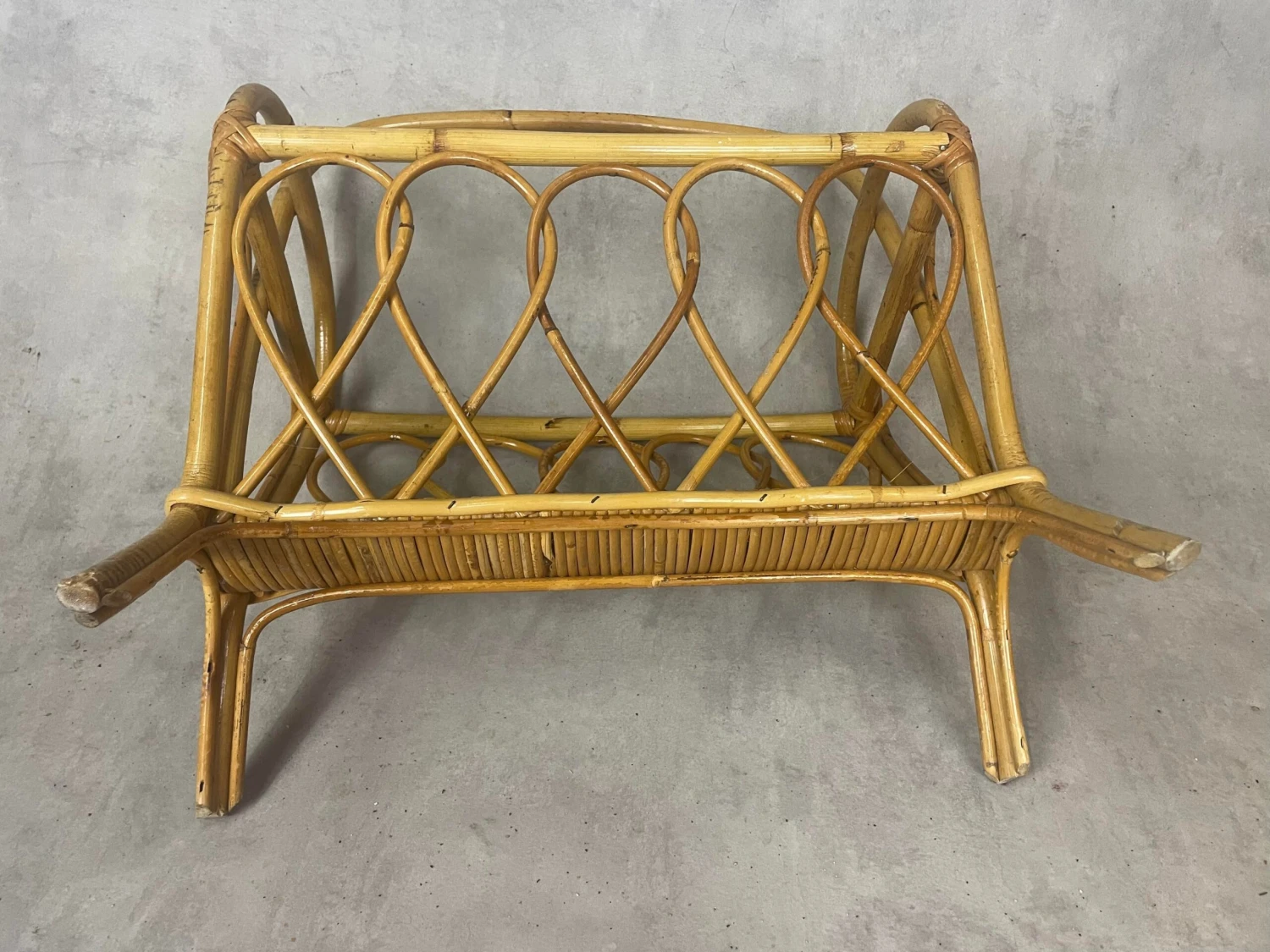 Midcentury Rattan Magazine Rack, 1960s 9 Midcentury Rattan Magazine Rack, 1960s - Image 7