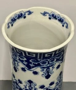 Oriental Porcelain Flow Blue White Umbrella Stand, Large Vase, Floral Decorated -CHAIRISH Shop oriental porcelain flow blue white umbrella stand large vase floral decorated 2343