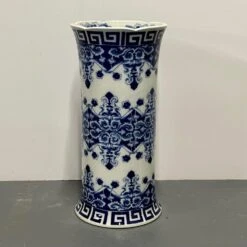 Oriental Porcelain Flow Blue White Umbrella Stand, Large Vase, Floral Decorated -CHAIRISH Shop oriental porcelain flow blue white umbrella stand large vase floral decorated 2404