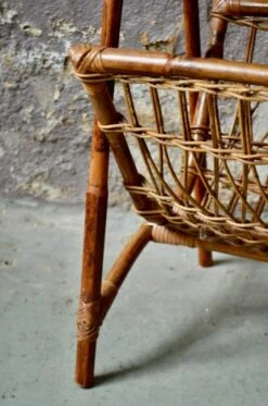 Rattan Magazine Rack, 1960s -CHAIRISH Shop rattan magazine rack 1960s 2114