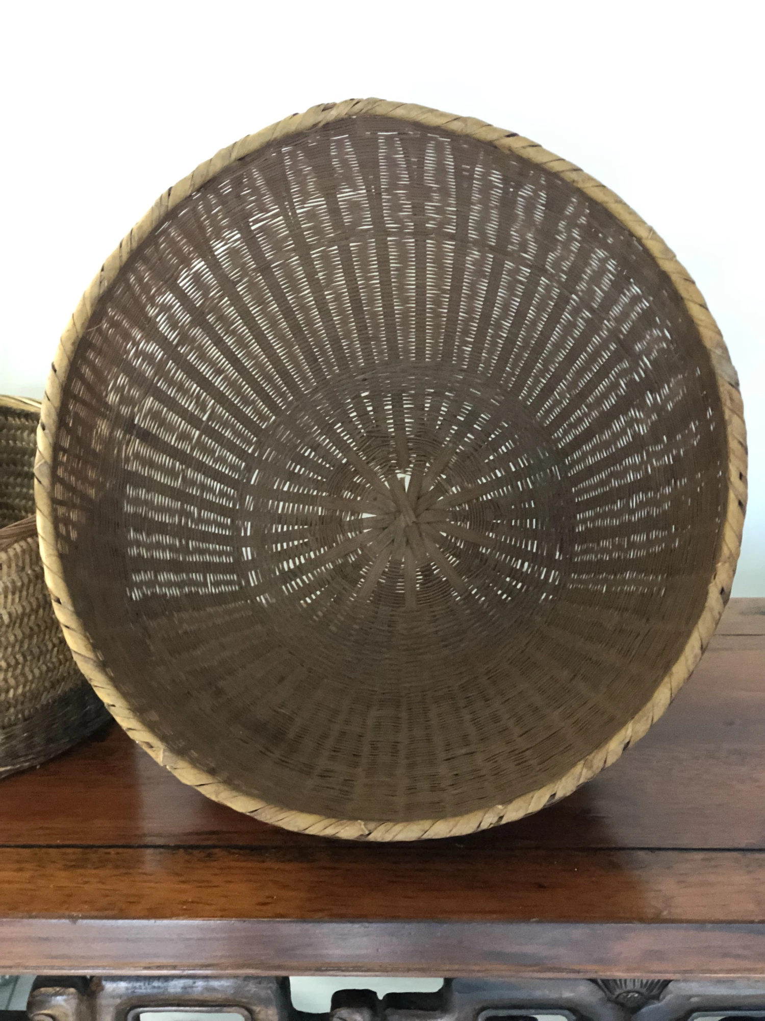 Rustic Chinese 19th Century Woven Rattan Large Round Grain Basket 9 Rustic Chinese 19th Century Woven Rattan Large Round Grain Basket - Image 7