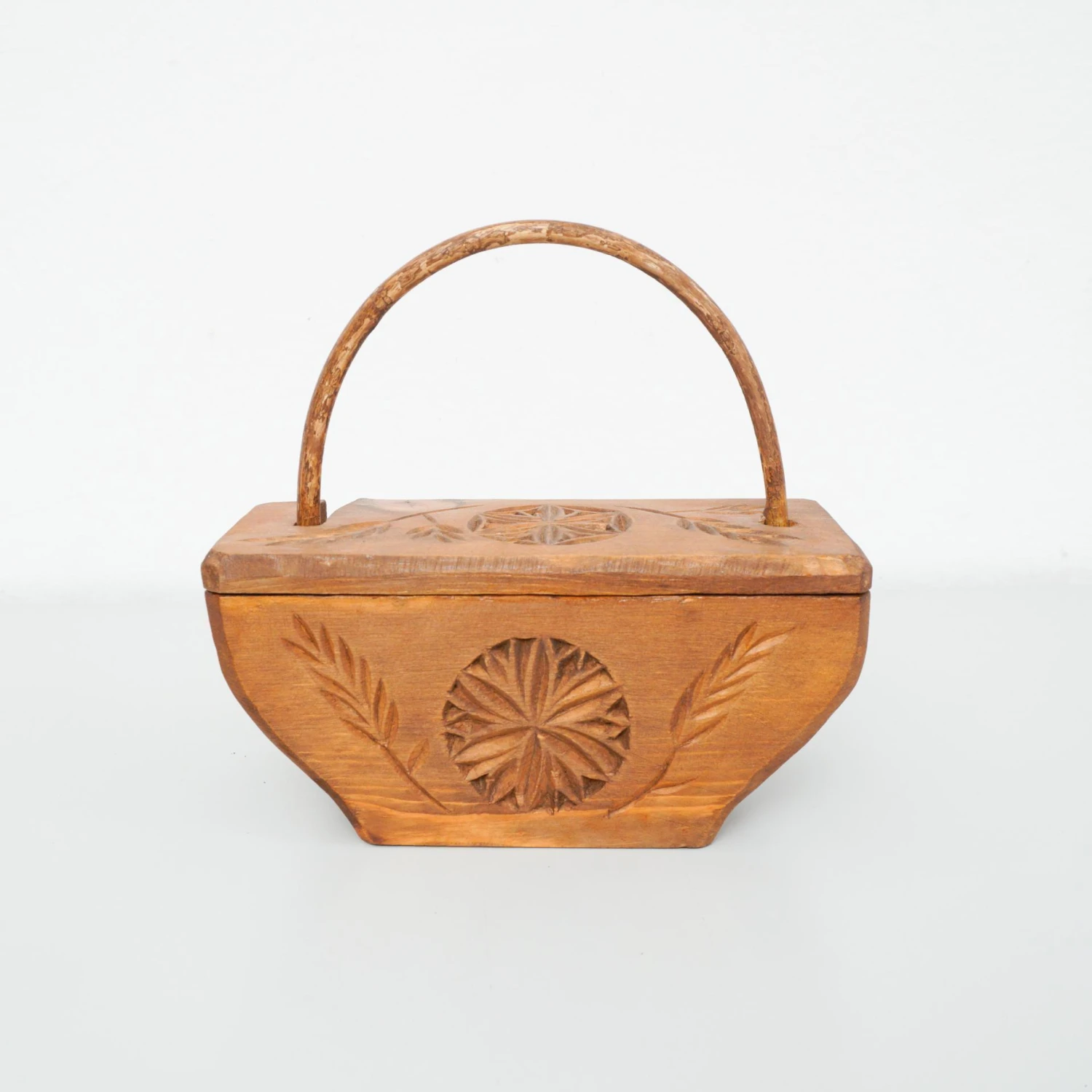 Rustic Primitive Wood Hand Carved Basket, 1950s 11 Rustic Primitive Wood Hand Carved Basket, 1950s - Image 9