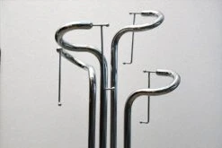 Sculpture Coat Hanger In Chromed Steel, 1970s 15 Sculpture Coat Hanger In Chromed Steel, 1970s -CHAIRISH Shop sculpture coat hanger in chromed steel 1970s 6503