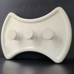 Space Age Wall Coat Rack In Moulded Plastic, 1970s 16 Space Age Wall Coat Rack In Moulded Plastic, 1970s -CHAIRISH Shop space age wall coat rack in moulded plastic 1970s 1453