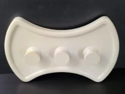 Space Age Wall Coat Rack In Moulded Plastic, 1970s 11 Space Age Wall Coat Rack In Moulded Plastic, 1970s -CHAIRISH Shop space age wall coat rack in moulded plastic 1970s 8908