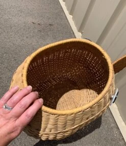 Vintage 1970s Wicker Animal Fish Laundry Basket -CHAIRISH Shop vintage 1970s wicker animal fish laundry basket 1801