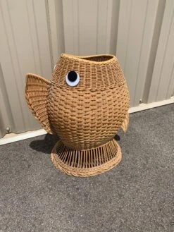 Vintage 1970s Wicker Animal Fish Laundry Basket -CHAIRISH Shop vintage 1970s wicker animal fish laundry basket 3671