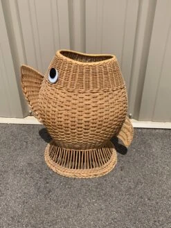 Vintage 1970s Wicker Animal Fish Laundry Basket -CHAIRISH Shop vintage 1970s wicker animal fish laundry basket 9145