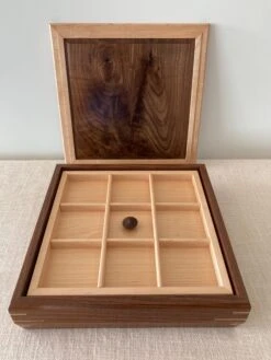 Vintage Artisan Hand Made Inlay Exotic Wood Dresser Or Jewelry Box -CHAIRISH Shop vintage artisan hand made inlay exotic wood dresser or jewelry box 3598