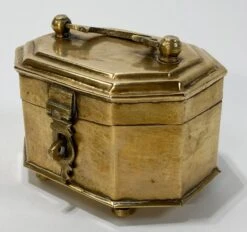 Vintage Brass Trinket Box -CHAIRISH Shop vintage brass trinket box 1250