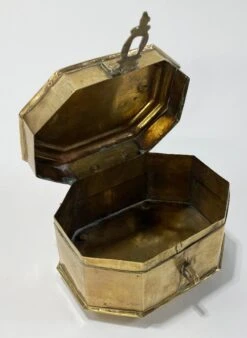 Vintage Brass Trinket Box -CHAIRISH Shop vintage brass trinket box 1421