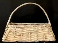 Vintage C1960s Large Whitewashed Graduated Oblong Gathering Basket With Handle And Floral Appliques 19 Vintage C1960s Large Whitewashed Graduated Oblong Gathering Basket With Handle And Floral Appliques -CHAIRISH Shop vintage c1960s large whitewashed graduated oblong gathering basket with handle and floral appliques 3906