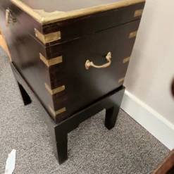 Vintage Campaign Wine Decanter Box On Wooden Base -CHAIRISH Shop vintage campaign wine decanter box on wooden base 7141