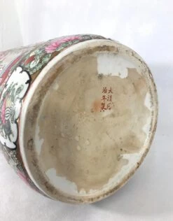 Vintage Chinese Rose Medallion Porcelain Umbrella Stand With Gilt Work, Signed -CHAIRISH Shop vintage chinese rose medallion porcelain umbrella stand with gilt work signed 8121