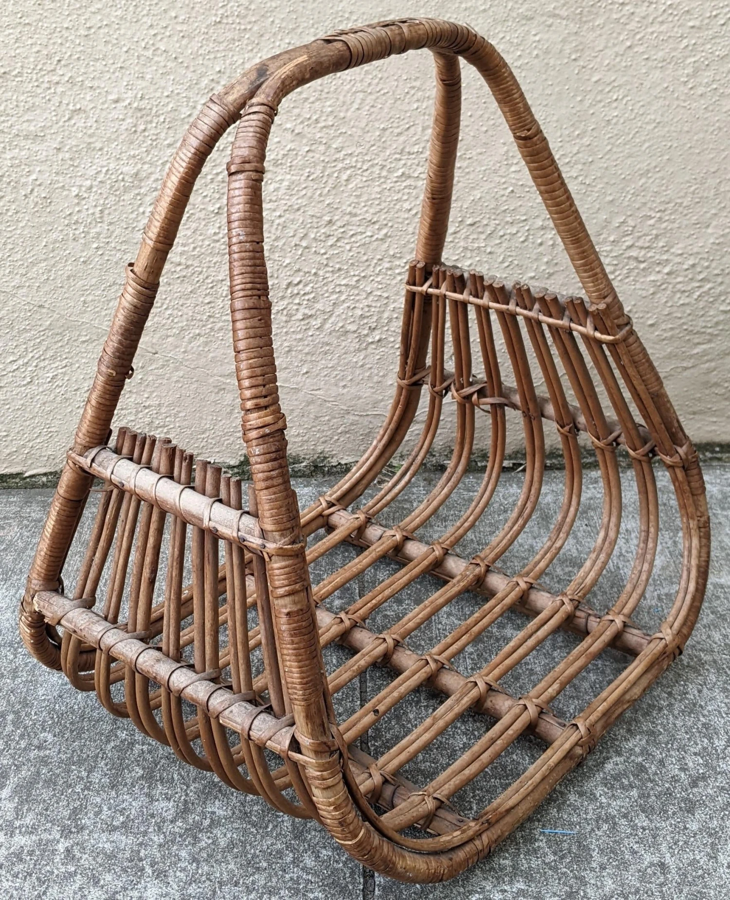 Vintage Coastal Boho Chic Magazine Log Holder Basket 12 Vintage Coastal Boho Chic Magazine Log Holder Basket - Image 10