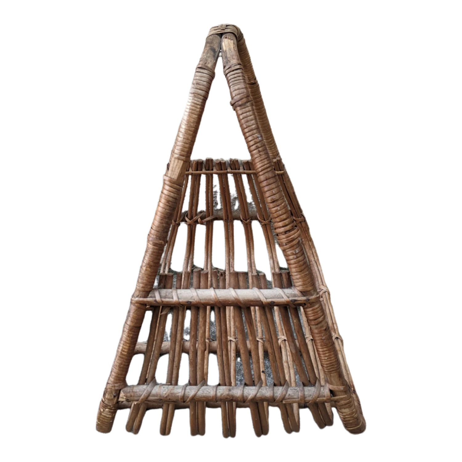 Vintage Coastal Boho Chic Magazine Log Holder Basket 5 Vintage Coastal Boho Chic Magazine Log Holder Basket - Image 3