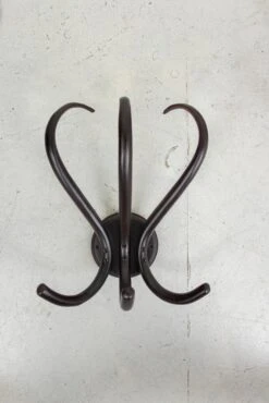 Vintage Coat Racks From Thonet, 1960s 12 Vintage Coat Racks From Thonet, 1960s -CHAIRISH Shop vintage coat racks from thonet 1960s 0408