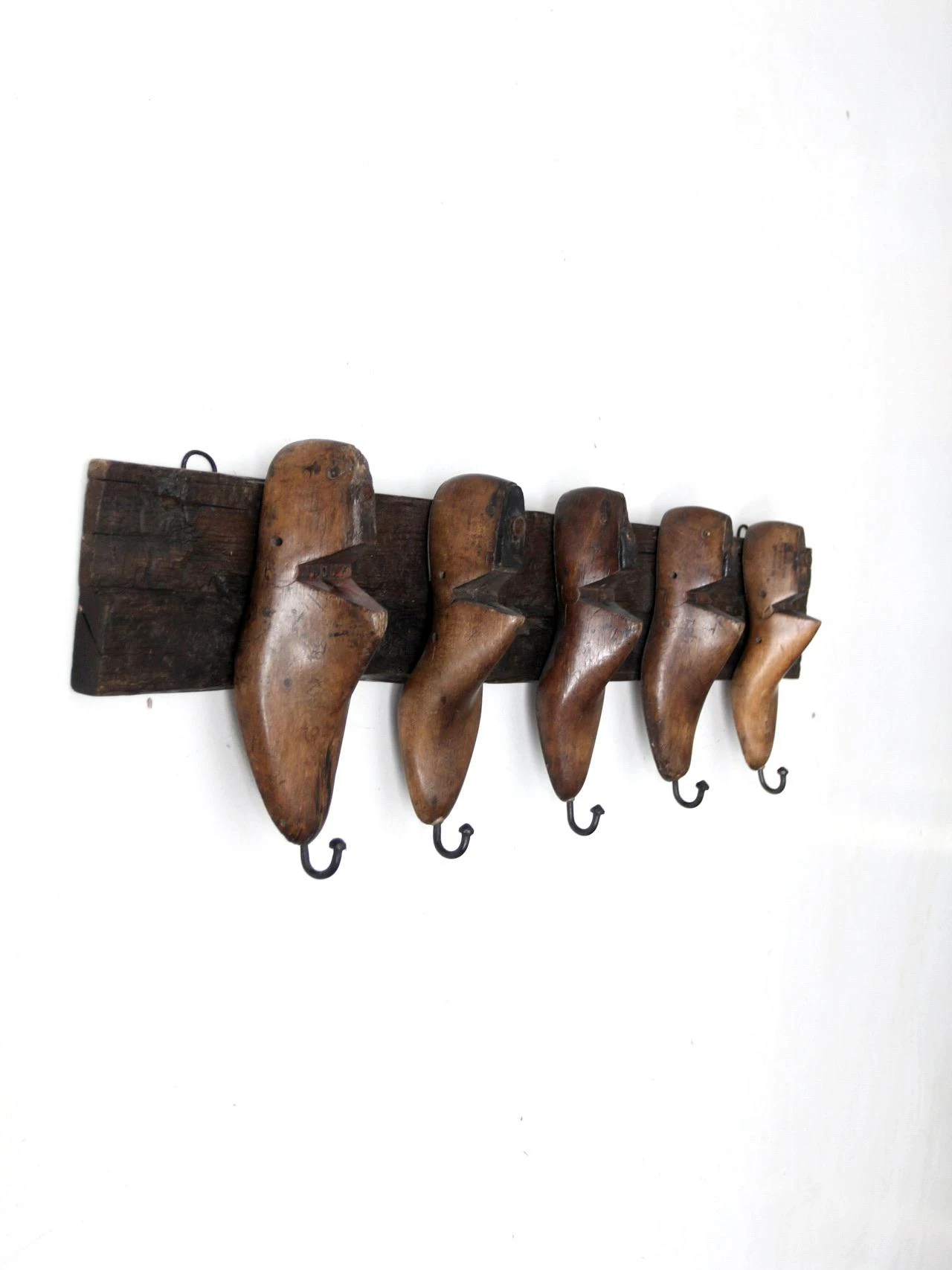 Vintage Cobbler's Shoe Wall Mounted Coat Rack 6 Vintage Cobbler's Shoe Wall Mounted Coat Rack - Image 5