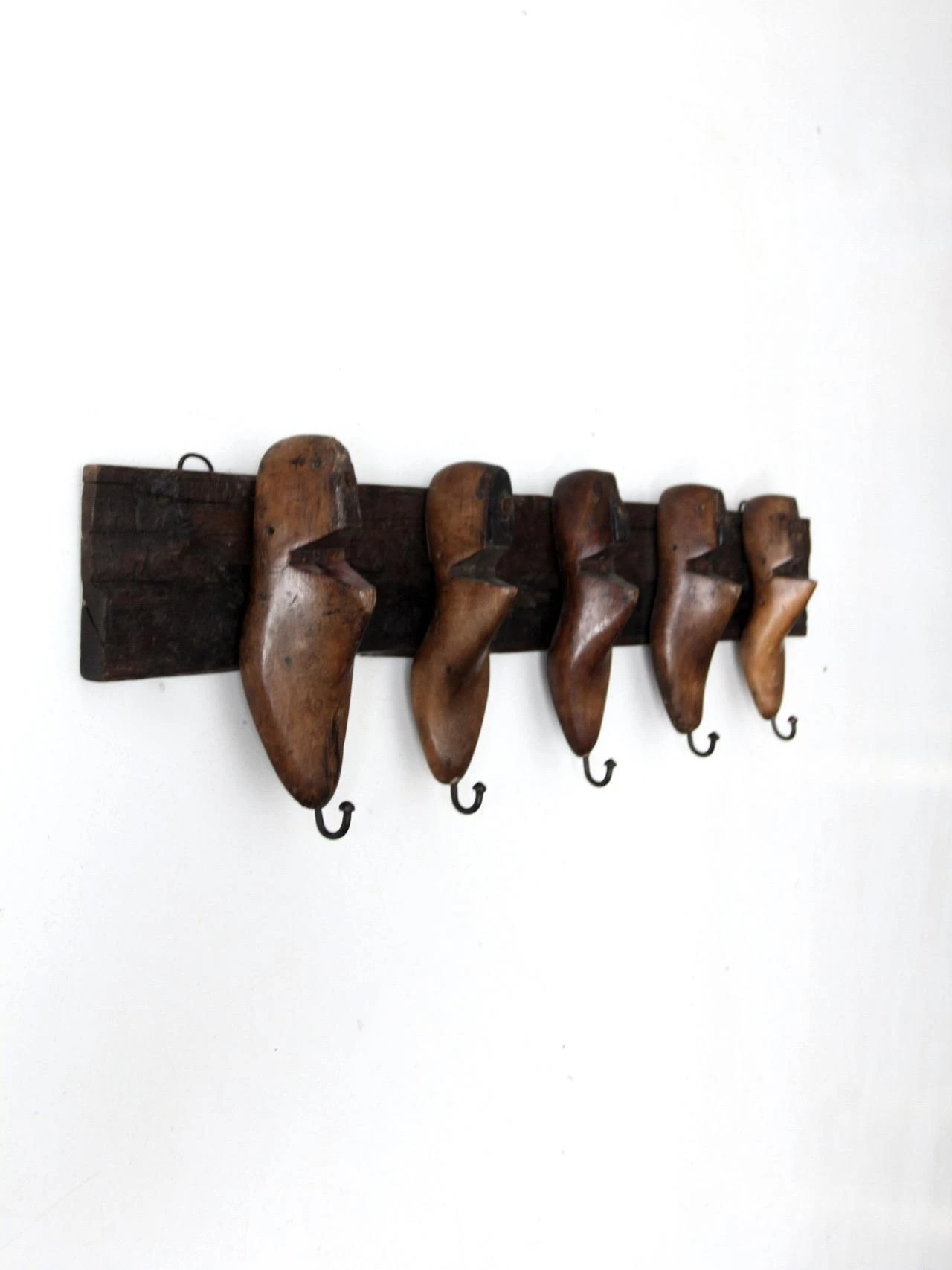 Vintage Cobbler's Shoe Wall Mounted Coat Rack 5 Vintage Cobbler's Shoe Wall Mounted Coat Rack - Image 4