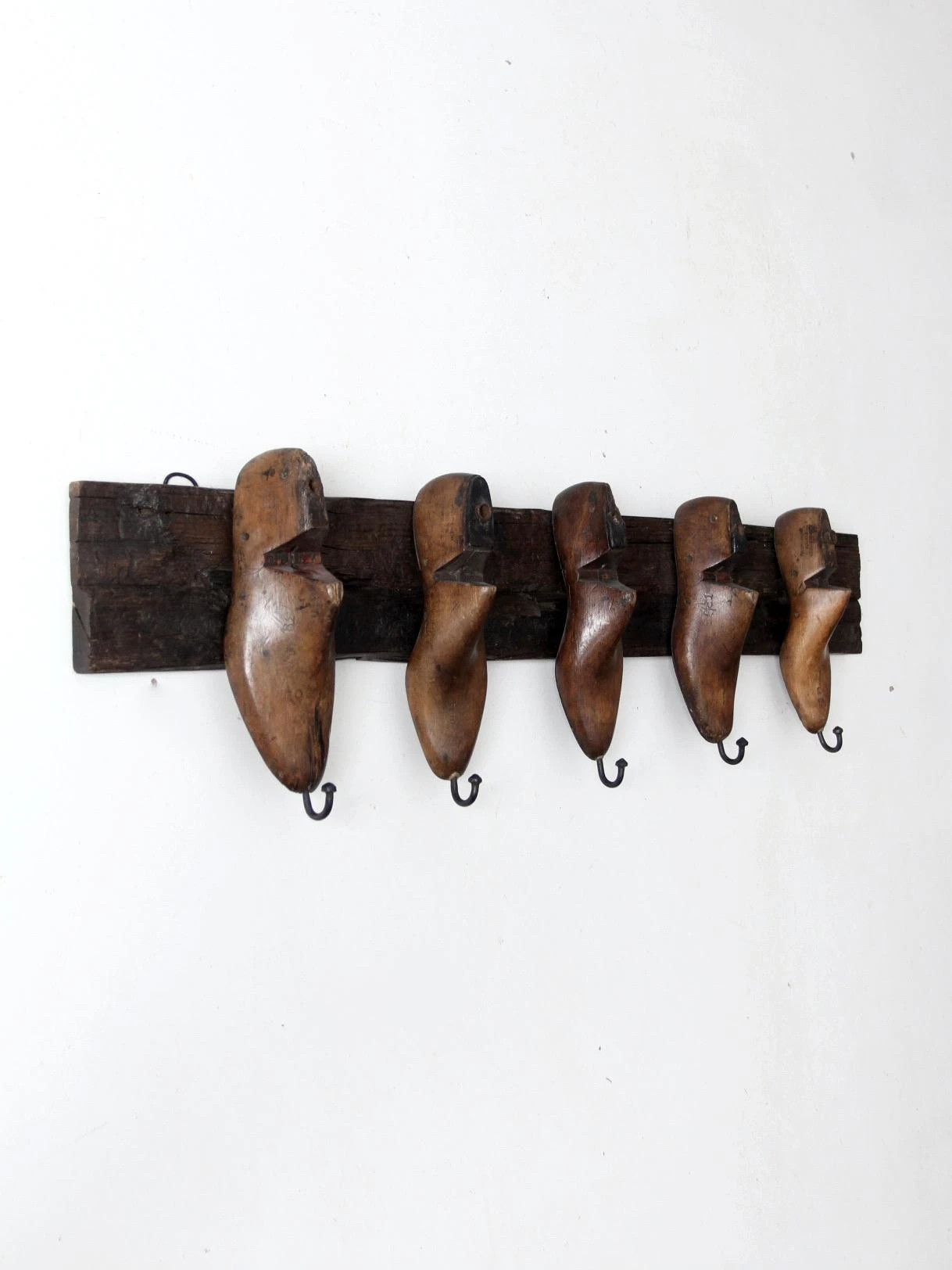 Vintage Cobbler's Shoe Wall Mounted Coat Rack 7 Vintage Cobbler's Shoe Wall Mounted Coat Rack - Image 6