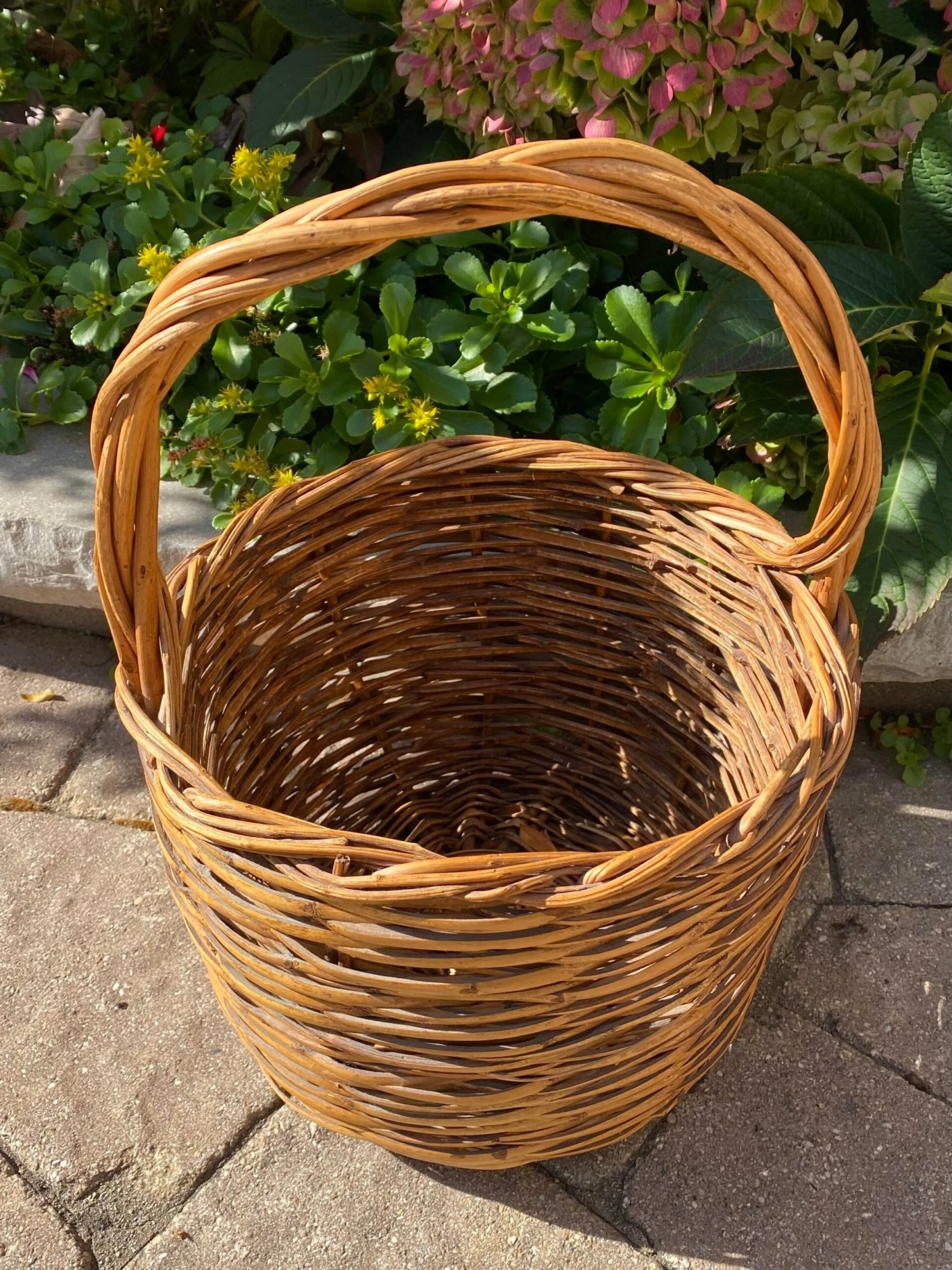 Vintage French Woven Wicker Basket With Handle 4 Vintage French Woven Wicker Basket With Handle - Image 2