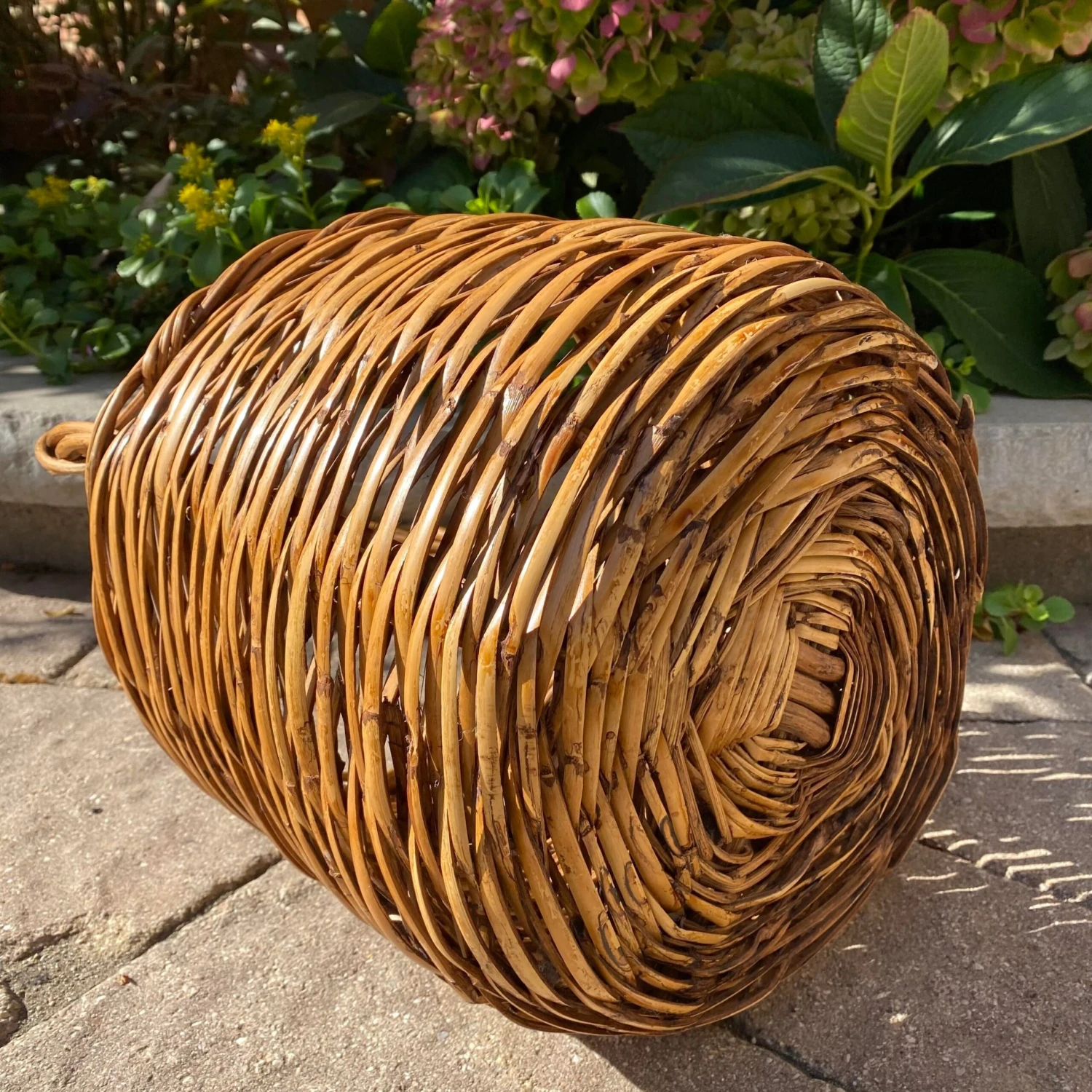 Vintage French Woven Wicker Basket With Handle 8 Vintage French Woven Wicker Basket With Handle - Image 6