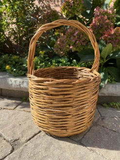 Vintage French Woven Wicker Basket With Handle 17 Vintage French Woven Wicker Basket With Handle -CHAIRISH Shop vintage french woven wicker basket with handle 6126