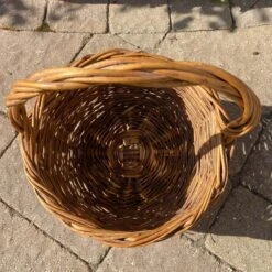 Vintage French Woven Wicker Basket With Handle 14 Vintage French Woven Wicker Basket With Handle -CHAIRISH Shop vintage french woven wicker basket with handle 8505
