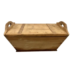 Vintage German Early 1900s Pine Lidded Dough Box