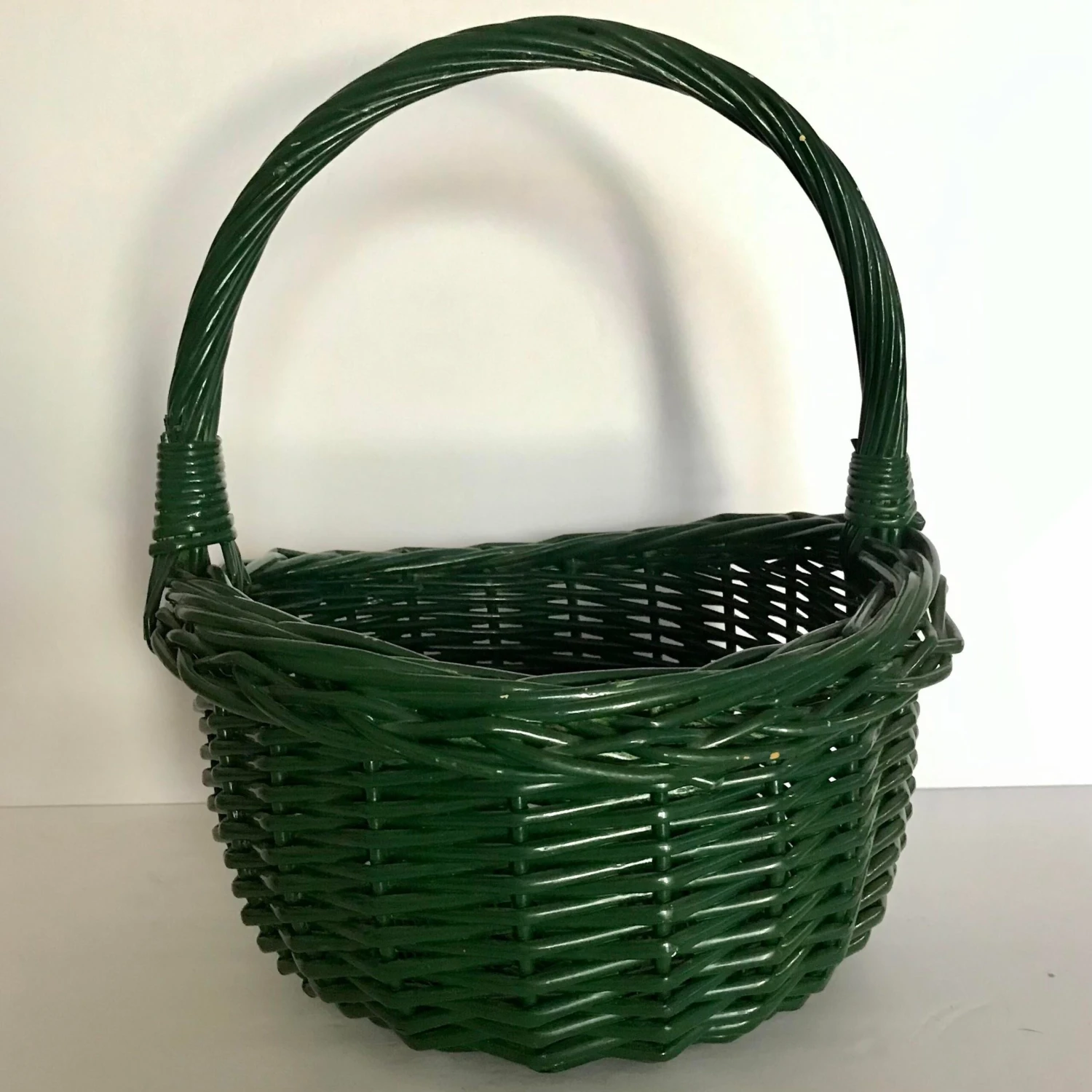 Vintage Green Wicker Basket 5 Vintage Green Wicker Basket - Image 3