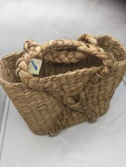 Vintage Handcrafted Vietnam Khaki Beige Seagrass Basket 11 Vintage Handcrafted Vietnam Khaki Beige Seagrass Basket -CHAIRISH Shop vintage handcrafted vietnam khaki beige seagrass basket 2644
