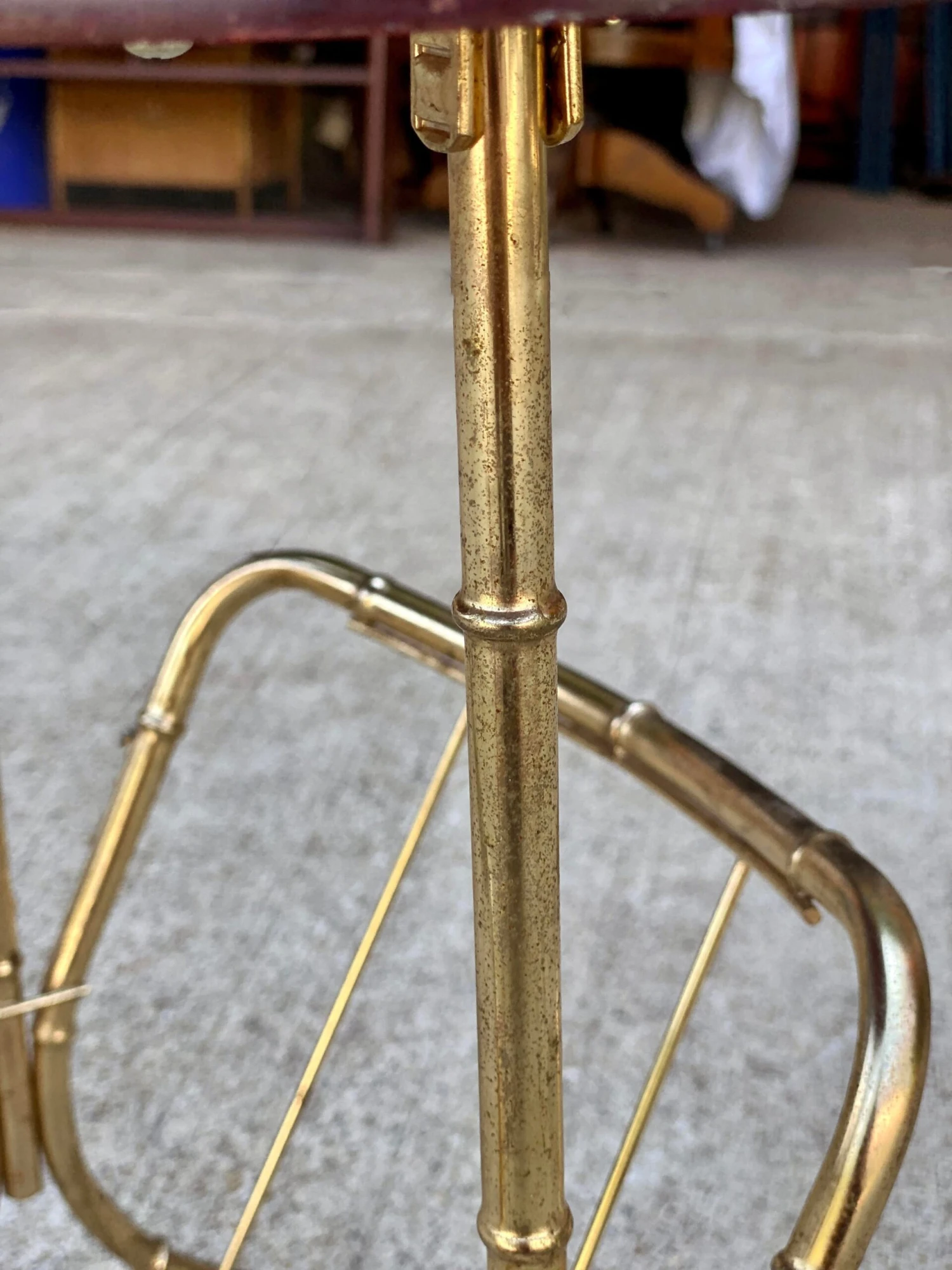 Vintage Hollywood Regency Boho Brass Rattan Magazine Rack Side Table 9 Vintage Hollywood Regency Boho Brass Rattan Magazine Rack Side Table - Image 7