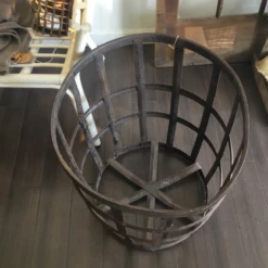 Vintage Metal Wine Basket -CHAIRISH Shop vintage metal wine basket 6452