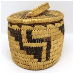 Vintage Native American Pima / Papago (Tohono O'odham) Oval Basket With Lid 20 Vintage Native American Pima / Papago (Tohono O'odham) Oval Basket With Lid -CHAIRISH Shop vintage native american pima papago tohono oodham oval basket with lid 1786