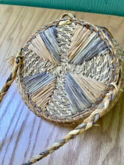 Vintage Native American-Style Woven Pine Needle Lidded Basket -CHAIRISH Shop vintage native american style woven pine needle lidded basket 4114