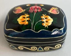 Vintage Paper Mache Hand Painted Trinket Box -CHAIRISH Shop vintage paper mache hand painted trinket box 0948