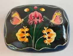 Vintage Paper Mache Hand Painted Trinket Box -CHAIRISH Shop vintage paper mache hand painted trinket box 8951